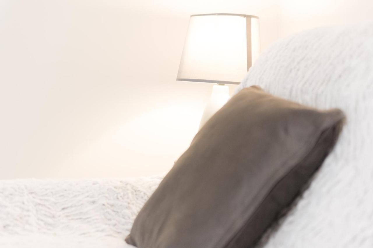 Ravissant Triplex Et Duplex Au Centre De Pont St Esprit Apartment Екстериор снимка